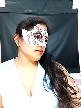 Maya8175 online show from 01/26/25, 04:51