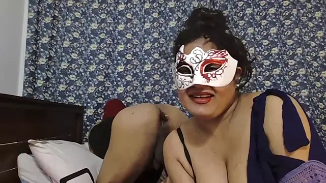 Maya8175 online show from 03/11/25, 08:20