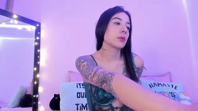 ValeriaCox online show from 01/30/25, 12:37