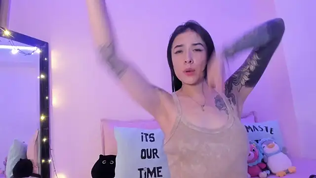 ValeriaCox online show from 01/30/25, 11:24