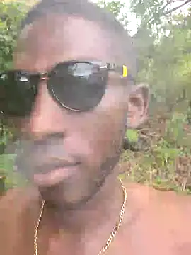 Snapshot of LLeennyy666 chatting on 03/15/25, 01:40 LLeennyy666 online show from 03/15/25, 01:40