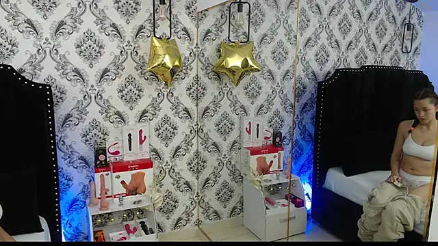SaaraBrown online show from 01/10/25, 12:15