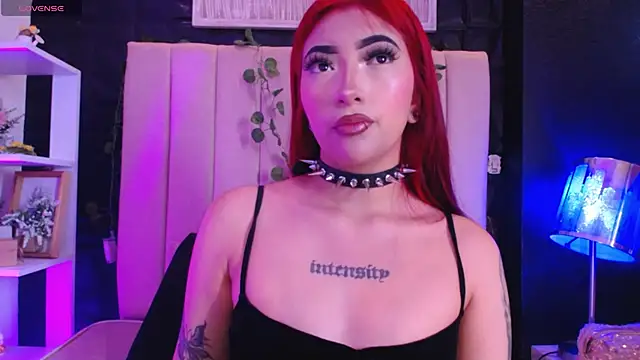 Mia Rinn online show from 12/24/24, 01:39