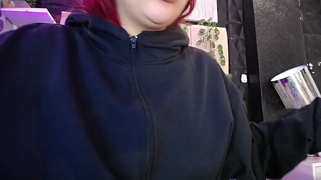 Mia Rinn online show from 02/12/25, 12:55