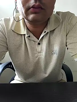 Snapshot of akkyplayboy08 chatting on 10/28/25, 06:39 akkyplayboy08 online show from 10/28/25, 06:39