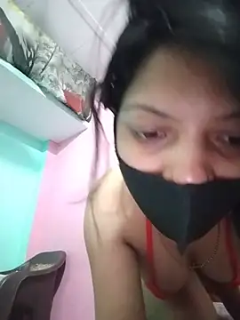 Snapshot of Hotty-Divya chatting on 05/18/26, 04:07 Hotty-Divya online show from 05/18/26, 04:07