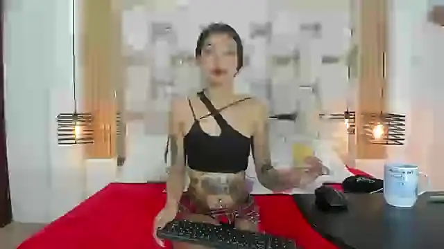 KathaleiaRoss online show from 02/12/25, 05:05