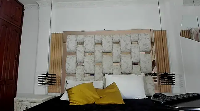 KathaleiaRoss online show from 02/18/25, 04:58