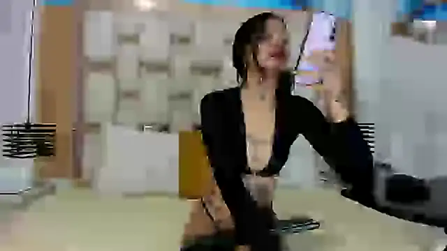 KathaleiaRoss online show from 03/22/25, 04:45