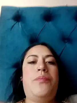 Lesly 10- online show from 12/04/24, 10:08