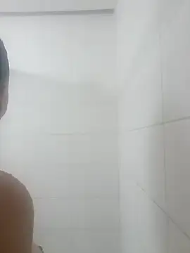 Lesly 10- online show from 01/04/25, 10:45