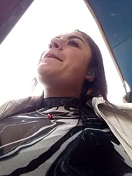 Lesly 10- online show from 09/19/25, 01:45