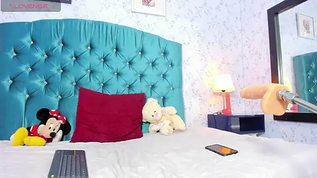 Elii ross online show from 01/11/25, 08:21