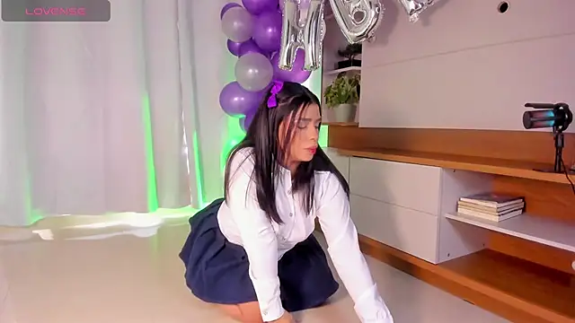 Elii ross online show from 10/28/25, 07:16