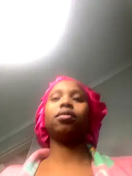 Snapshot of InkLady444 chatting on 12/01/25, 07:13 InkLady444 online show from 12/01/25, 07:13