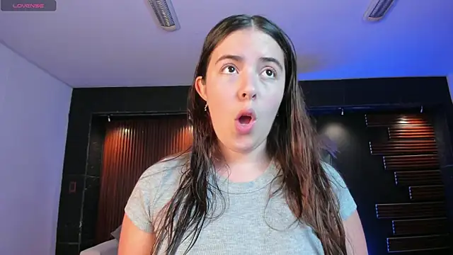 Lyssa Muller online show from 11/14/25, 01:21