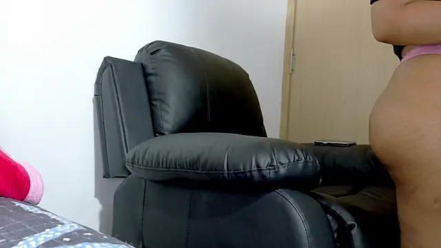 latinfeet-qos online show from 05/09/26, 03:01