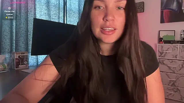 sweetsariaah online show from 11/21/25, 06:06