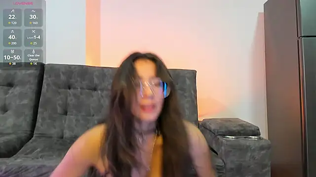 emmadiaz1 online show from 05/25/26, 02:17