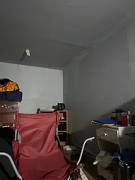 SluttyLyfe4L online show from 05/14/26, 09:54