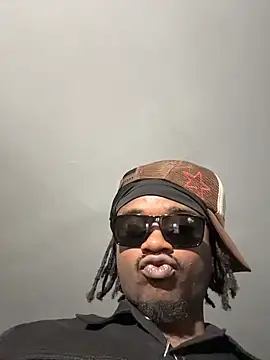 SluttyLyfe4L online show from 05/15/26, 10:06