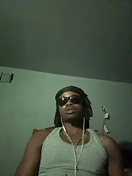 SluttyLyfe4L online show from 05/22/26, 09:59