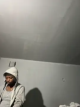SluttyLyfe4L online show from 05/25/26, 02:23