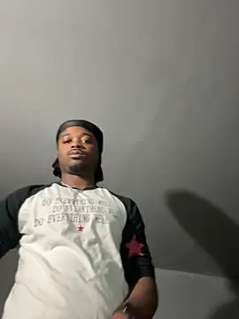 SluttyLyfe4L online show from 05/26/26, 07:59