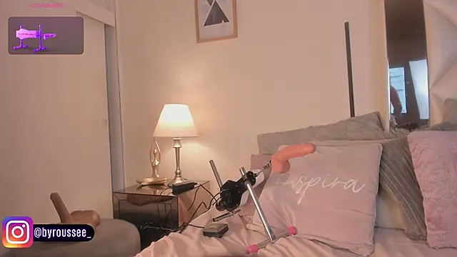 KimRoussee online show from 11/20/25, 05:18