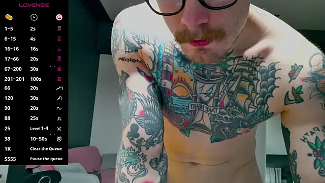 Snapshot of white_King9999 chatting on 12/05/25, 03:59 white King9999 online show from 12/05/25, 03:59