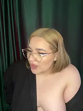 Leya  Droit online show from 03/10/25, 12:59