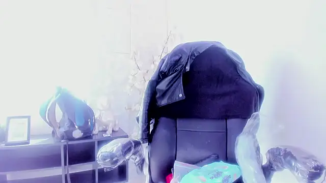 alessandra shayk6 online show from 01/02/25, 03:19