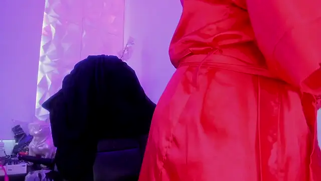 alessandra shayk6 online show from 01/27/25, 04:33