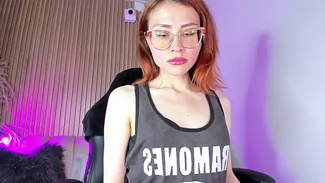 alessandra shayk6 online show from 02/14/25, 09:32
