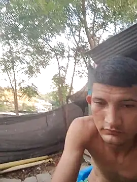 Snapshot of Valentinacuc chatting on 09/23/25, 11:02 Valentinacuc online show from 09/23/25, 11:02