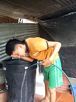 Snapshot of Valentinacuc chatting on 11/08/25, 11:10 Valentinacuc online show from 11/08/25, 11:10