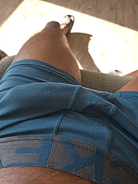 Keshuloveyou online show from 03/03/25, 08:43