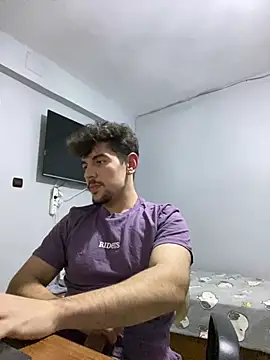 Snapshot of AKAdogukann chatting on 03/22/25, 05:41 AKAdogukann online show from 03/22/25, 05:41