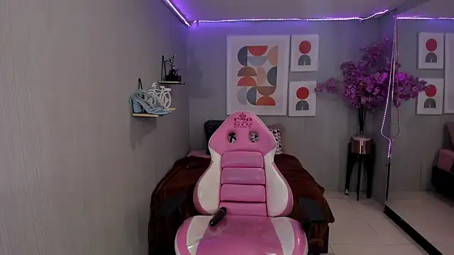 Dafne huges online show from 12/03/24, 05:09