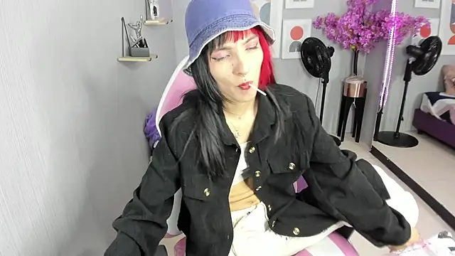 Dafne huges online show from 01/30/25, 07:26