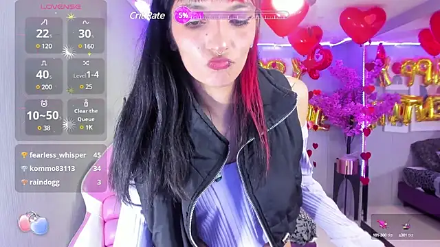 Dafne huges online show from 02/14/25, 07:33