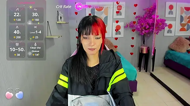 Dafne huges online show from 02/25/25, 07:58
