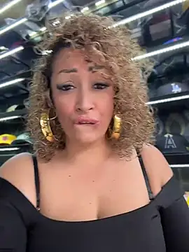 Katti Barrera online show from 06/30/26, 05:58
