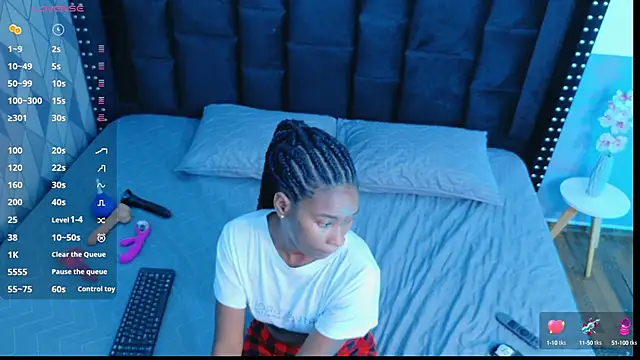 petitelittleebony online show from 09/17/25, 07:59