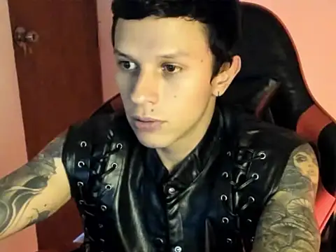 Snapshot of goodboy69l chatting on 04/09/26, 10:59 goodboy69l online show from 04/09/26, 10:59