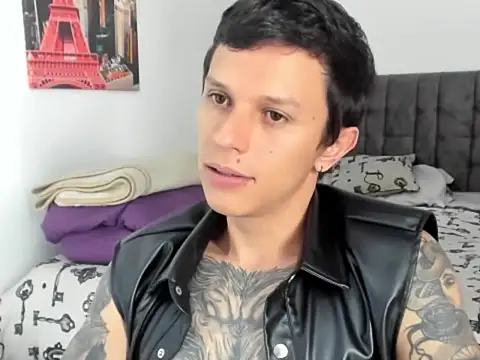 Snapshot of goodboy69l chatting on 04/11/26, 03:16 goodboy69l online show from 04/11/26, 03:16