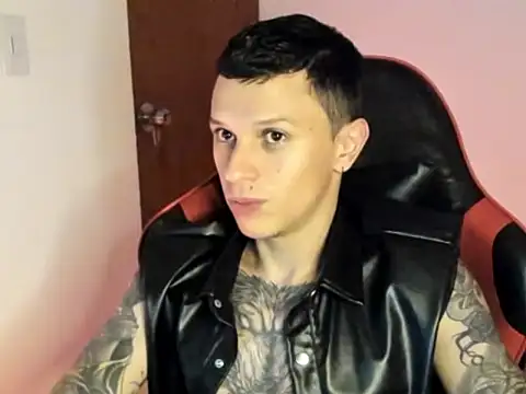 Snapshot of goodboy69l chatting on 04/22/26, 11:50 goodboy69l online show from 04/22/26, 11:50