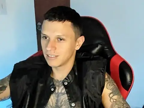 Snapshot of goodboy69l chatting on 06/02/26, 05:04 goodboy69l online show from 06/02/26, 05:04