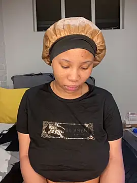 DrippinCaramelCutie online show from 11/23/25, 08:08