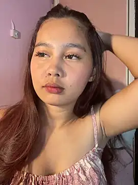 Snapshot of ursweet_babygirl chatting on 04/05/26, 05:21 ursweet babygirl online show from 04/05/26, 05:21
